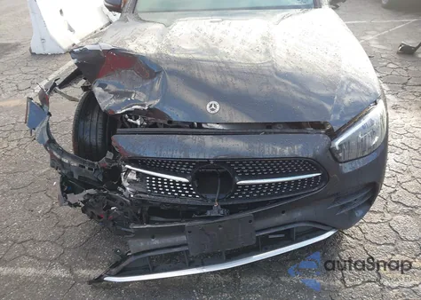 2022 Mercedes-Benz E 350 z USA, uszkodzony, nr VIN W1KZF8DB1NB096223